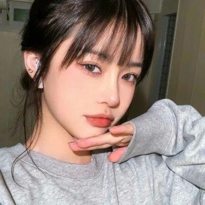 下午一点的她